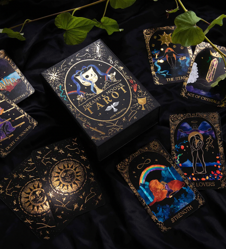 Dreamy moon tarot cards & box